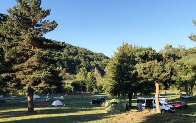 Aire d'accueil camping-car Park de Murat - Camping Stalapos