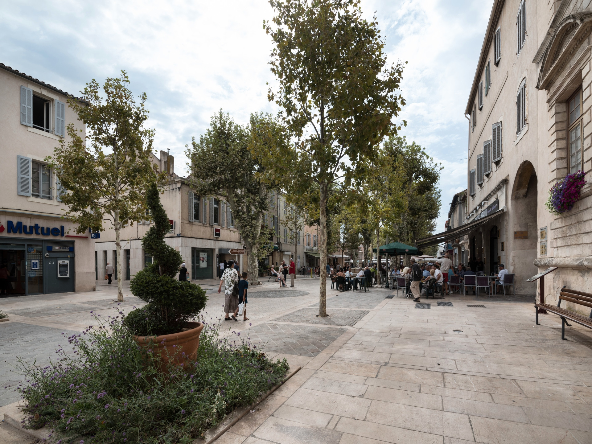 Cours Mirabeau — photo 3