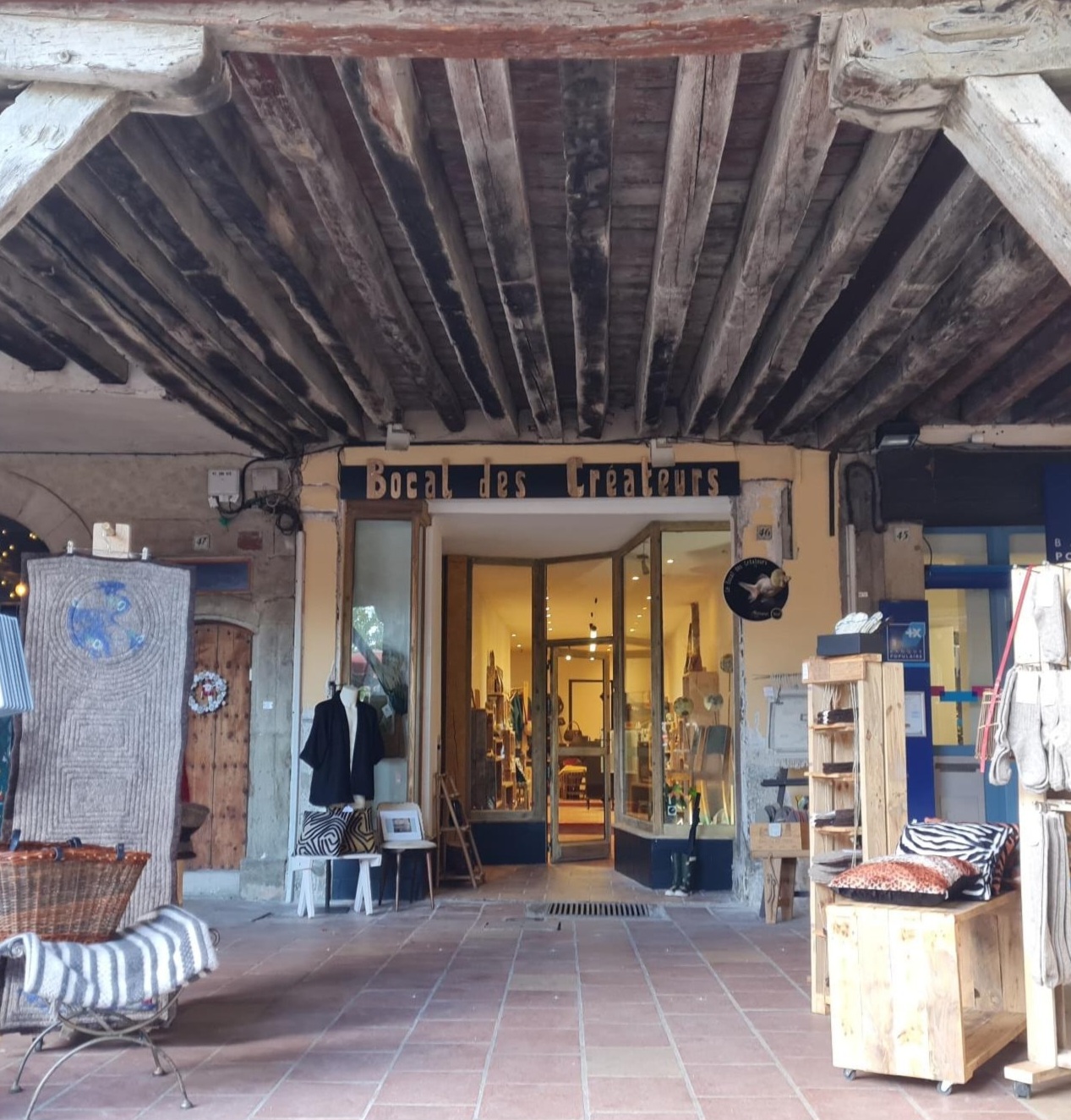 Boutique d'artisanat local