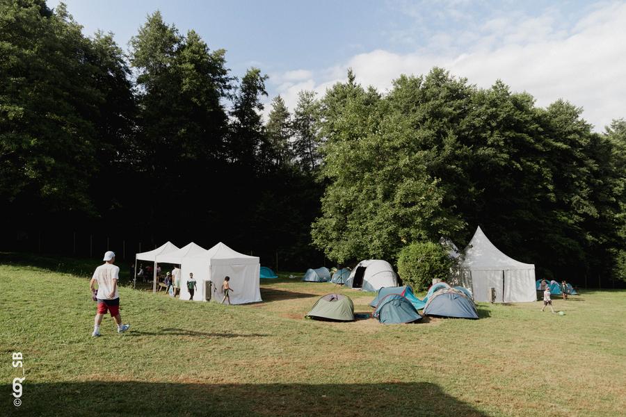POINT ACCUEIL JEUNES AU LAC DES SAPINS