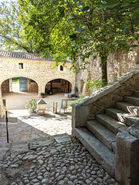 Dans un lieu chargé d'histoire !