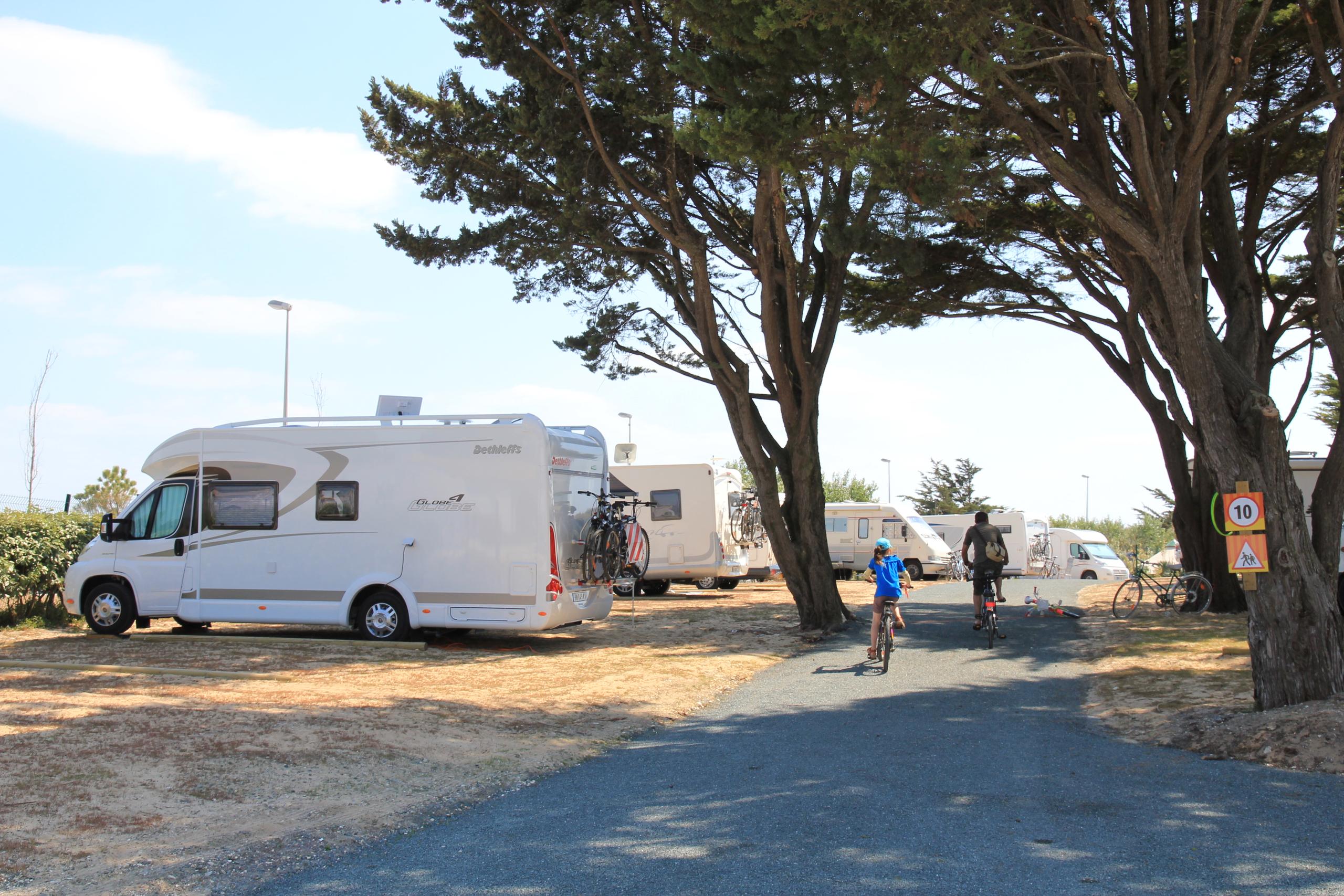 Aire de stationnement camping-cars - Le Bois-Plage-en-Ré