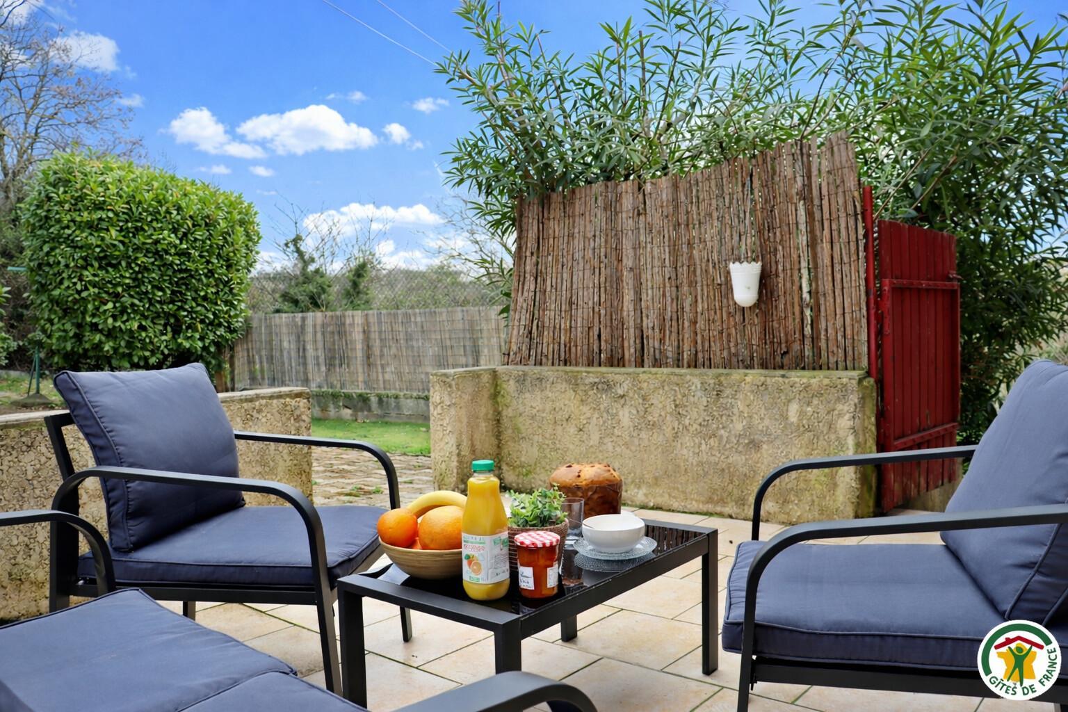 Terrasse et jardinet privatif clos, sans vis à vis