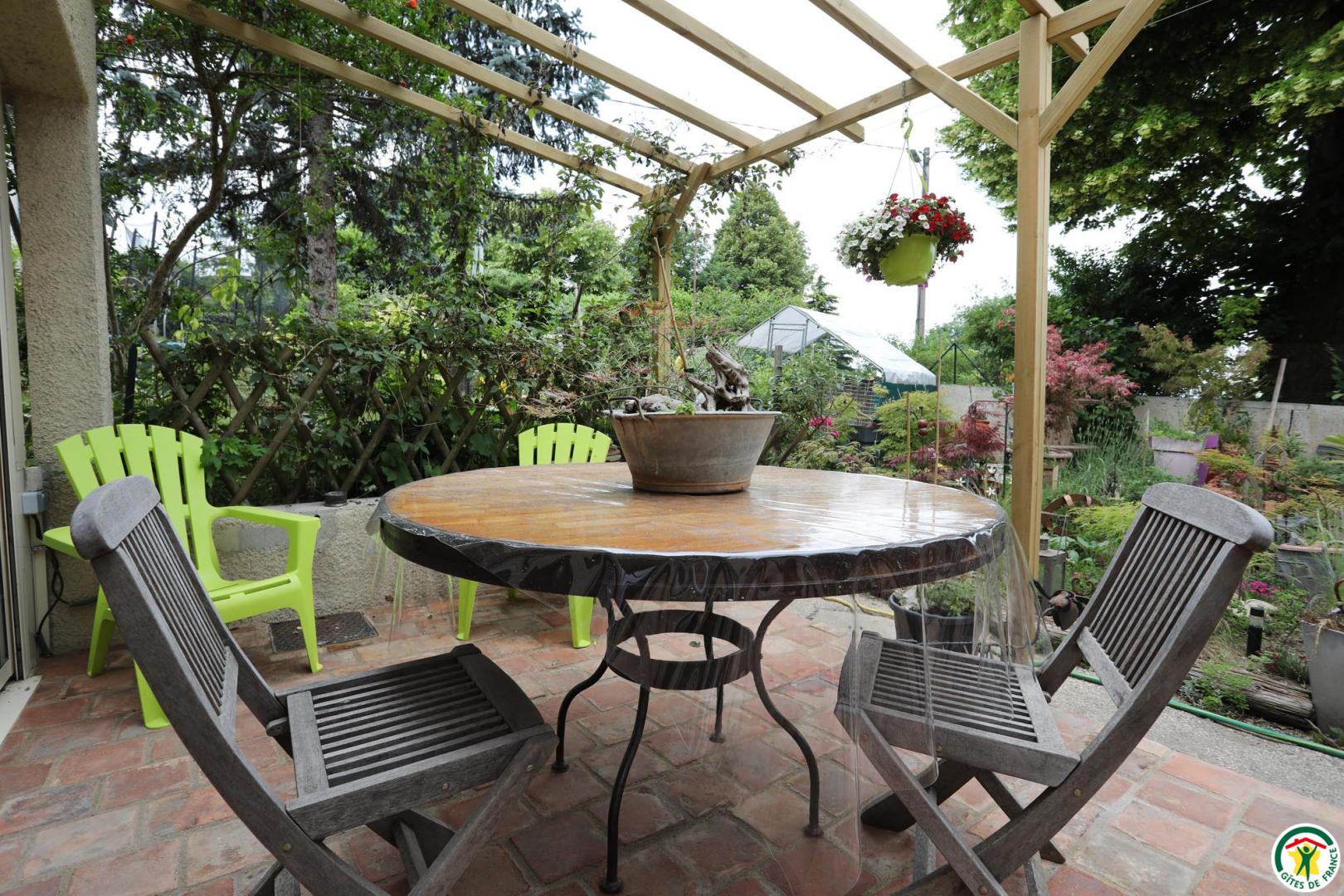 Terrasse privative au gîte