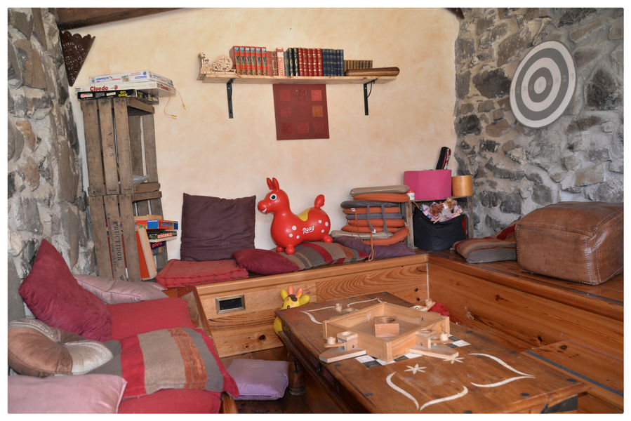 petit salon de jeux.jpg