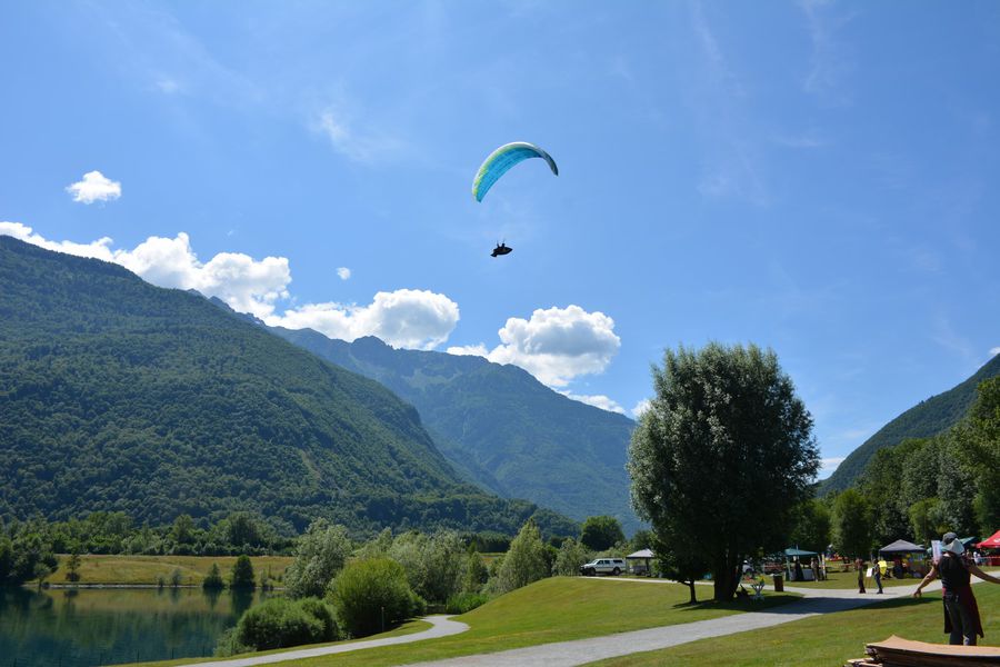 Aterrissage parapente Lac des Hurtières