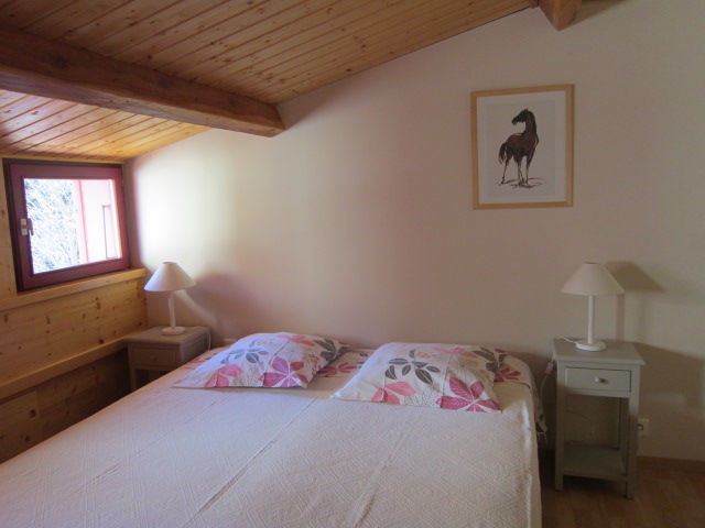 Chambre 2 avec grand lit