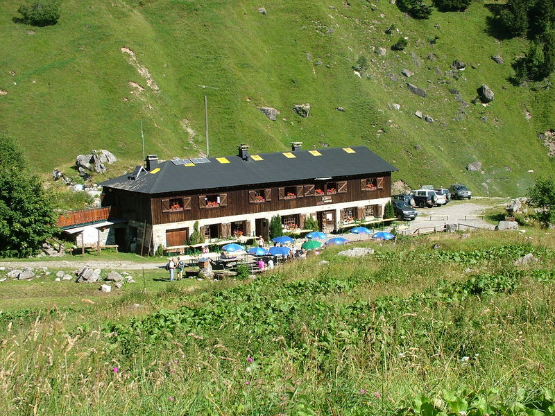 sentier pédestre : les Quatre Têtes par Doran (2364 m)