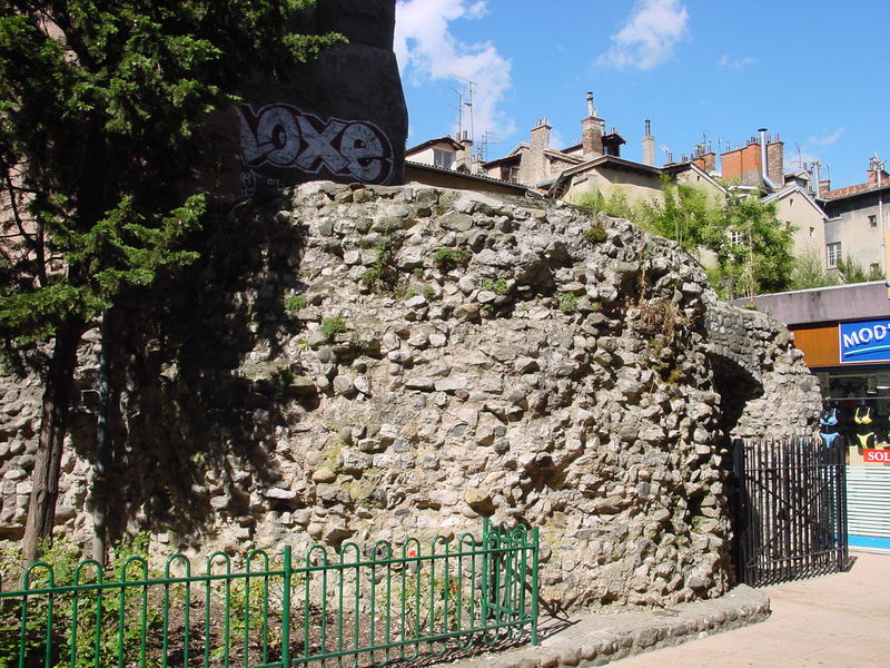 Enceinte Gallo Romaine