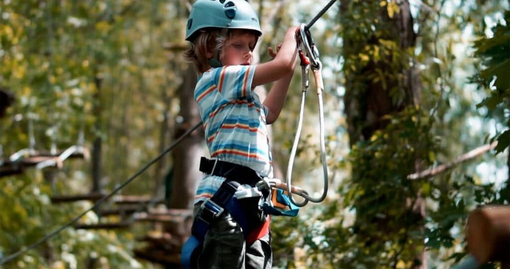 Un anniversaire dans les arbres avec le Parc Accrobranche Forez Aventures_Saint-Just Saint-Rambert