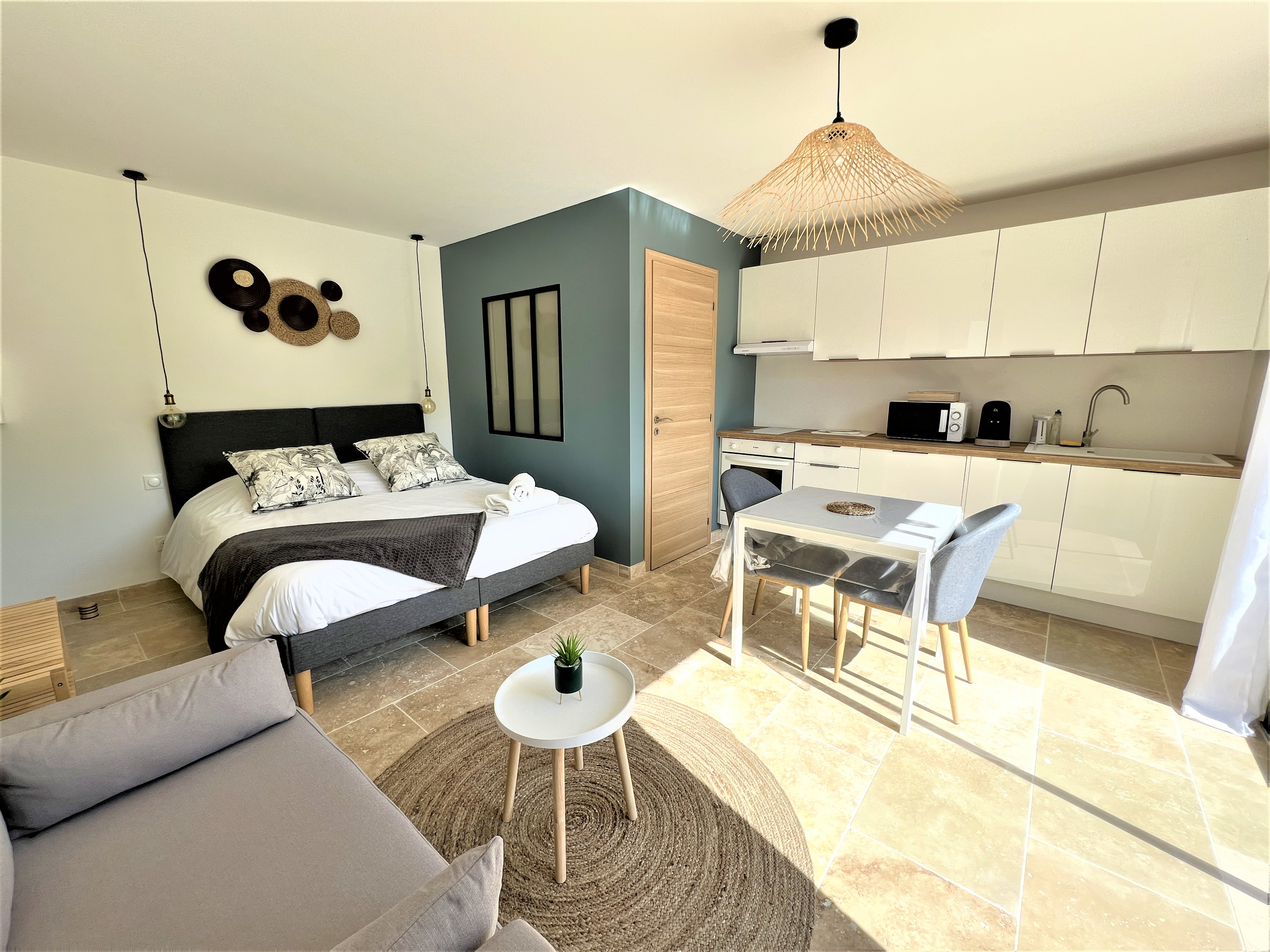 La Maison Blanche, Eyragues - photo 3