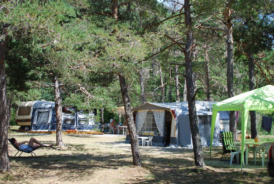 Camping Mon Repos Montmaur