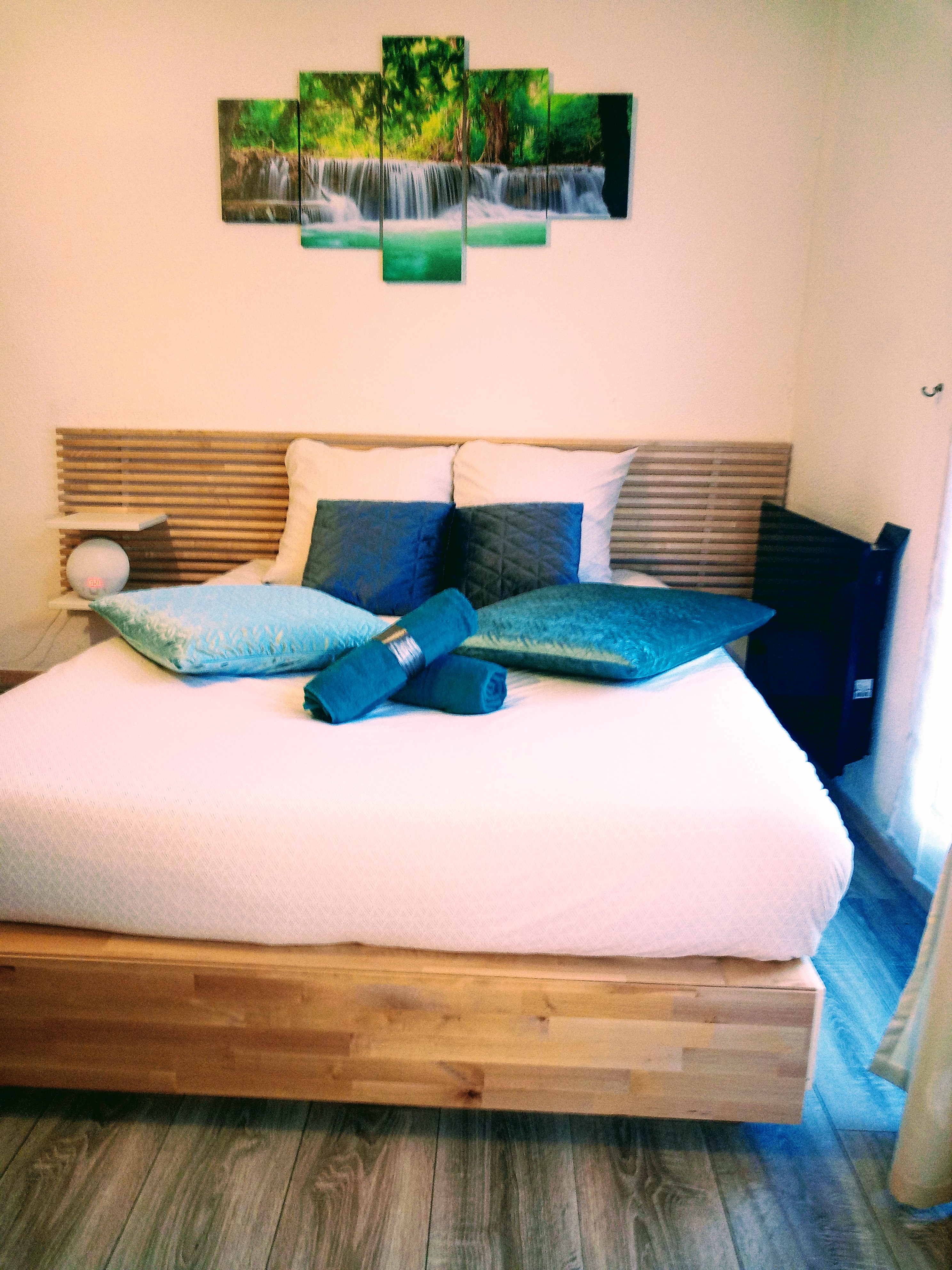 LE STUDIO CEZANNE NGUYEN, Trets - photo 5