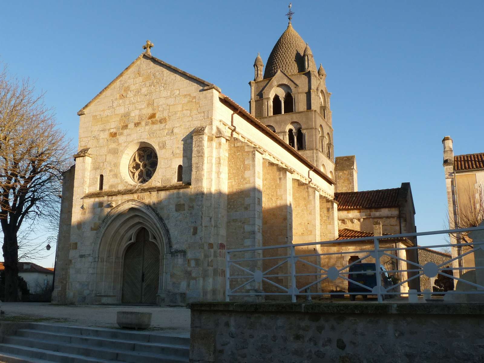Église Saint-Gervais et Saint-Protais