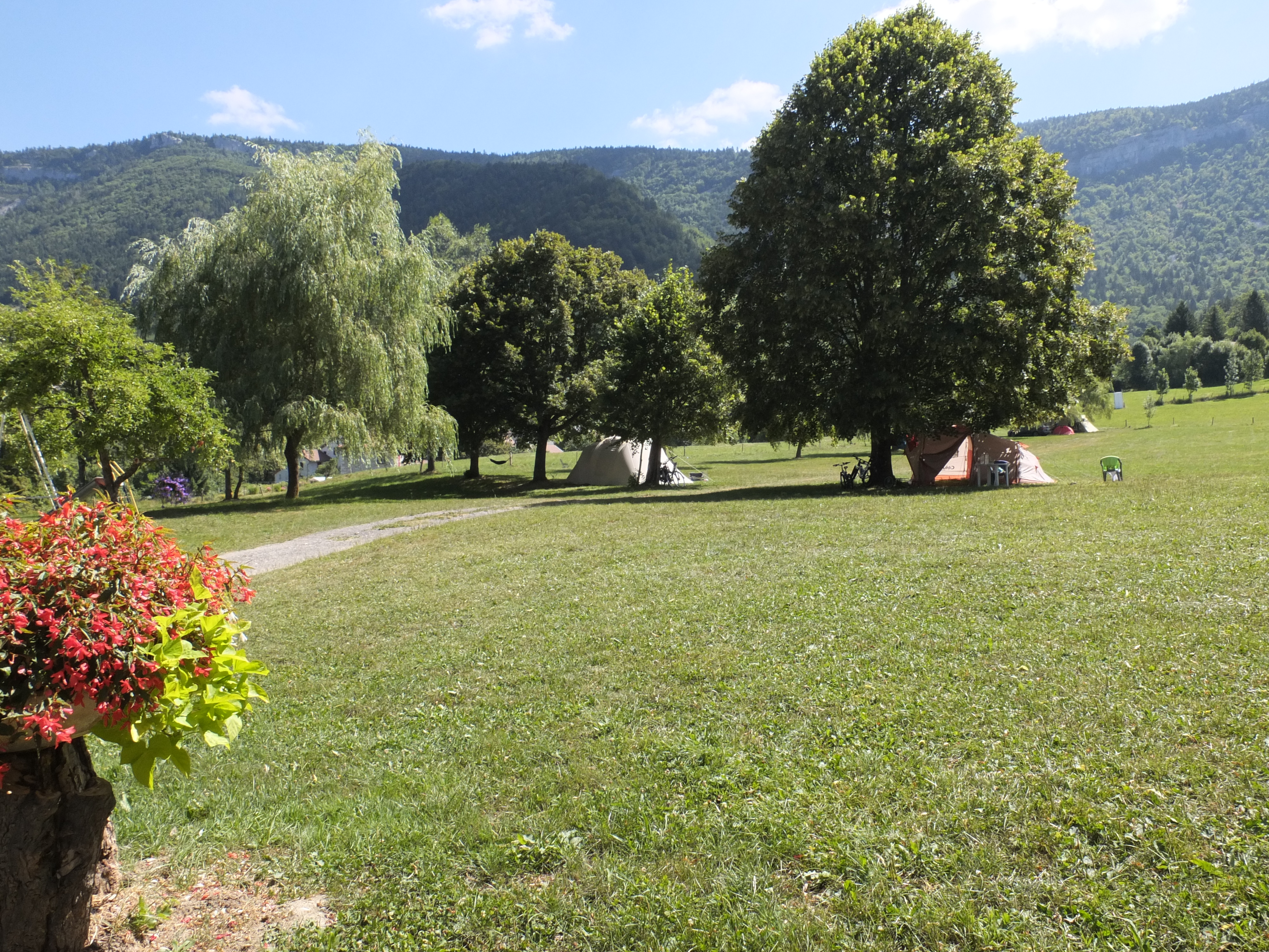 Aire Naturelle de Camping les Moreaux