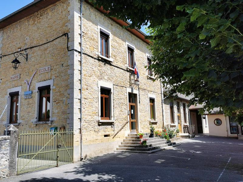 Vénérieu - Balcons du Dauphiné - Nord-Isère - à moins d'une heure de Lyon