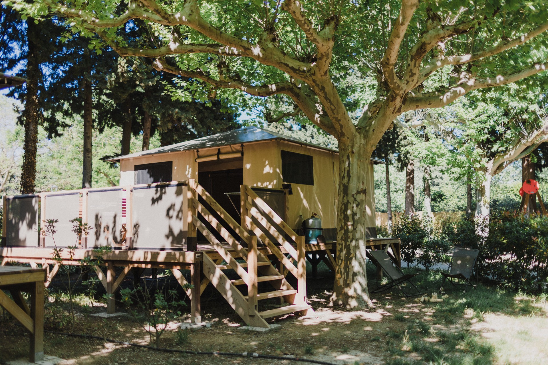 Camping Porte des Alpilles, Saint-Étienne-du-Grès - photo 4