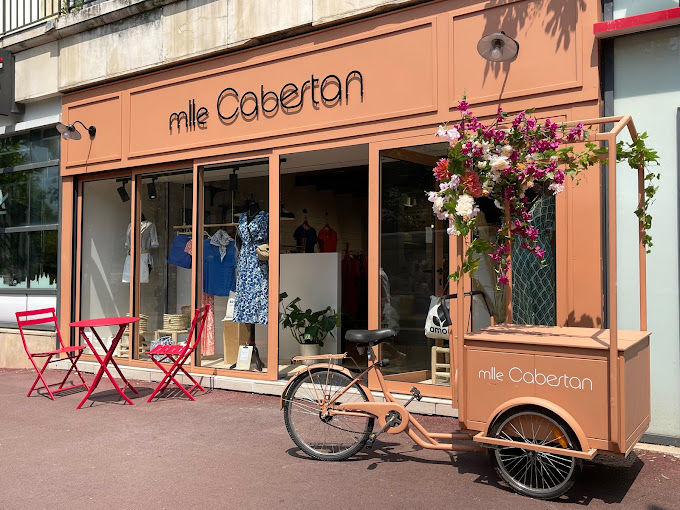 Mlle Cabestan