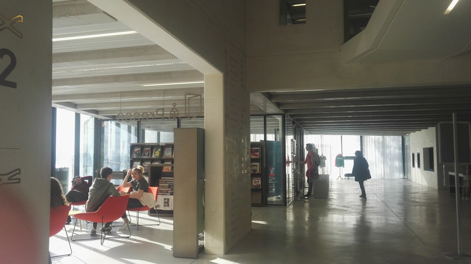 Bibliothèque des Fenouillères - photo 4