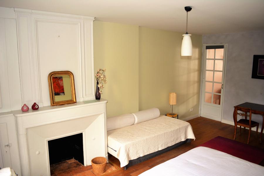 Chambre 2 couchages et cheminée