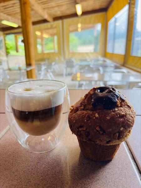 Chez Eve, snack de la piscine_Montbrun-les-Bains