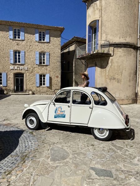 Oh my Deuche, location 2cv - balades en Provence
