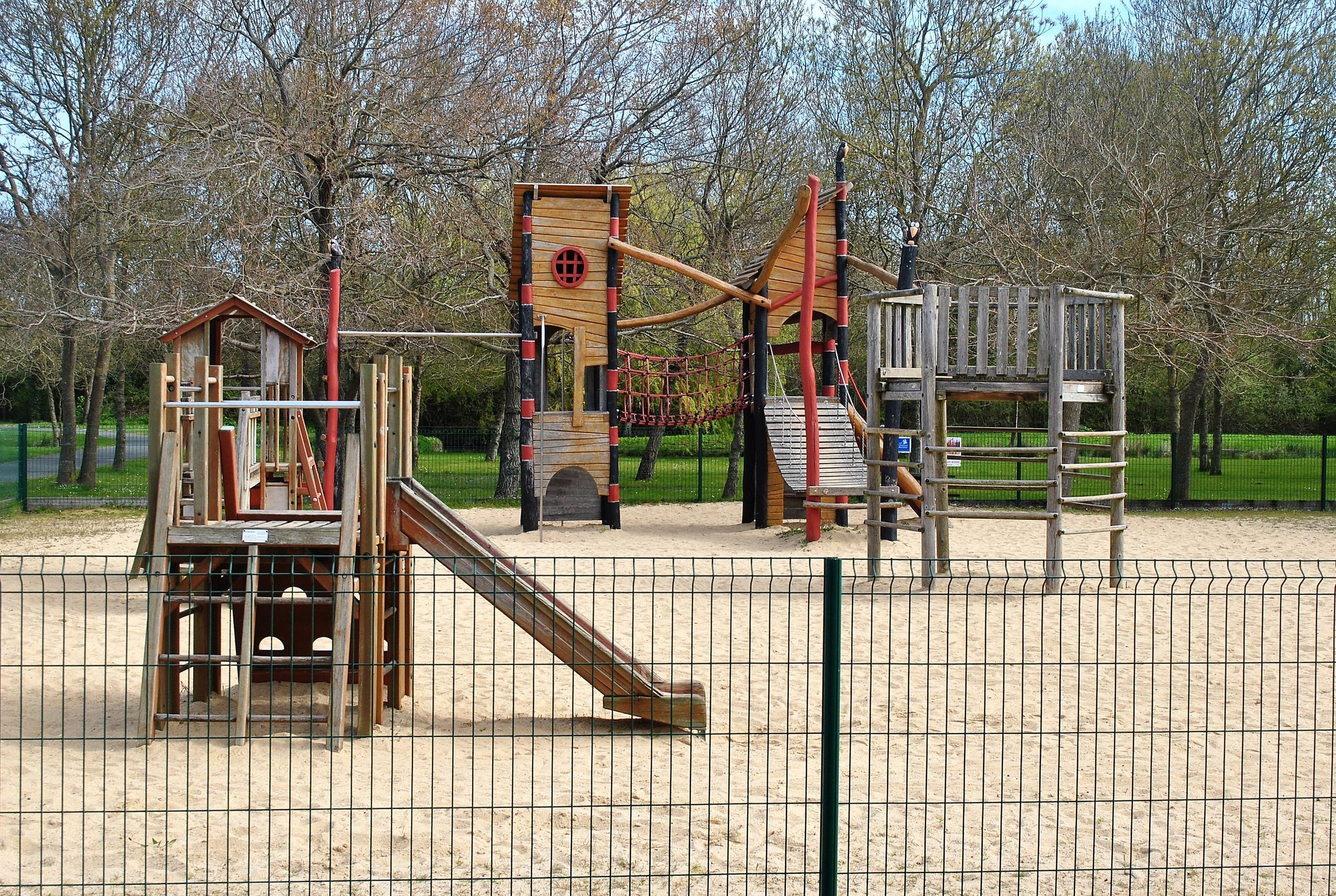 Aire de jeux des Prés valet