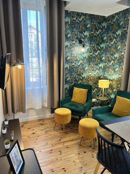 Meublé Grand Sarcoui A01