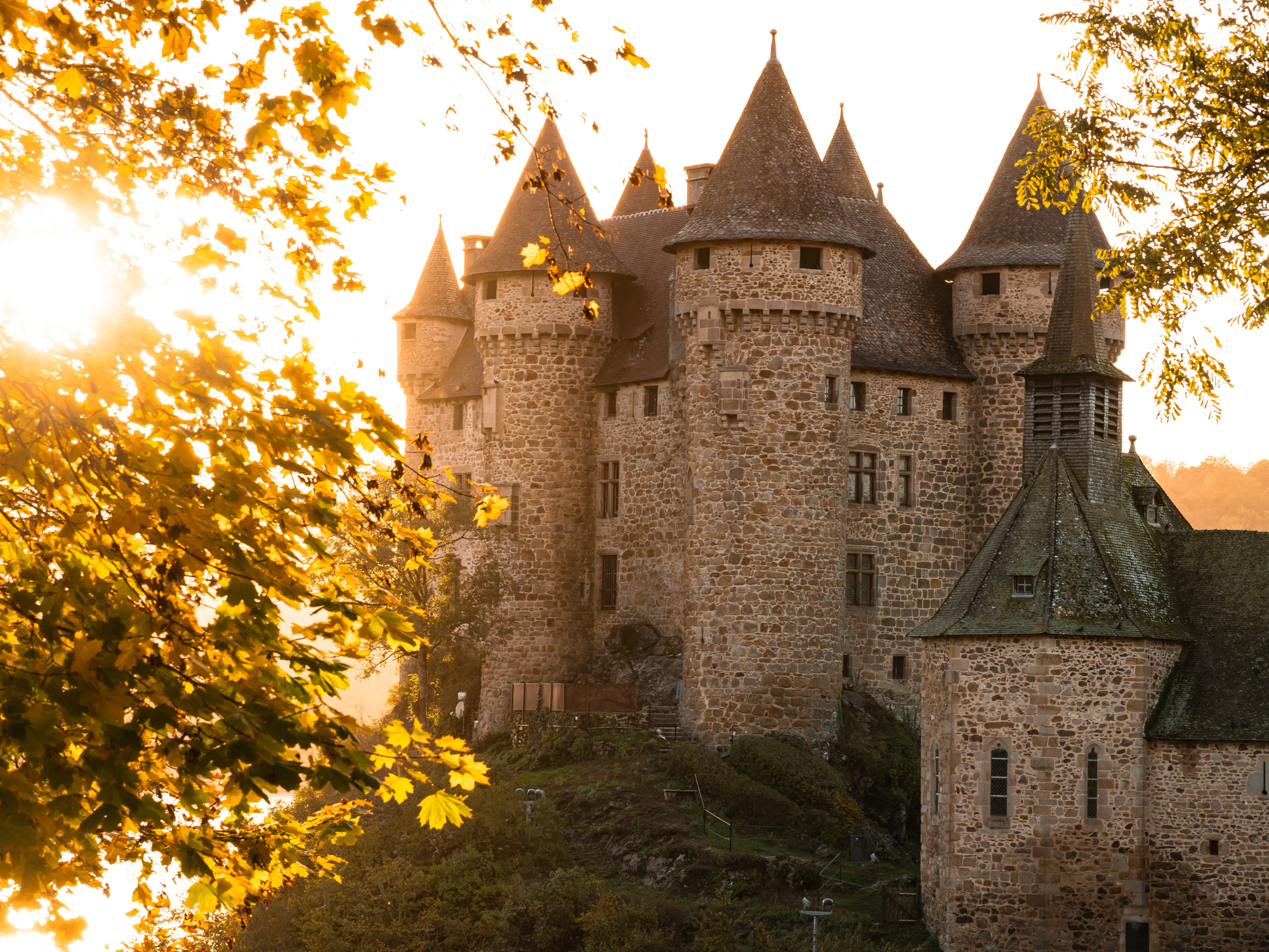 Coucher de soleil sur le château de Val
