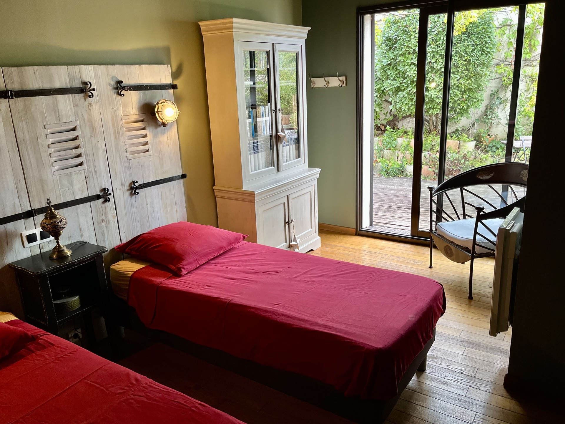 Côté Notre Dame des Marins