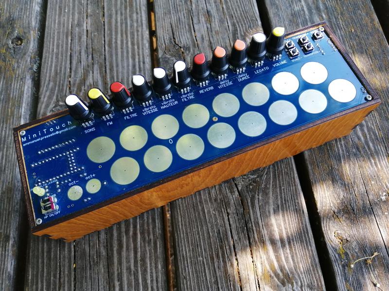 Atelier MiniTouch : construis ton synthé ! - Festival Connexions 2025