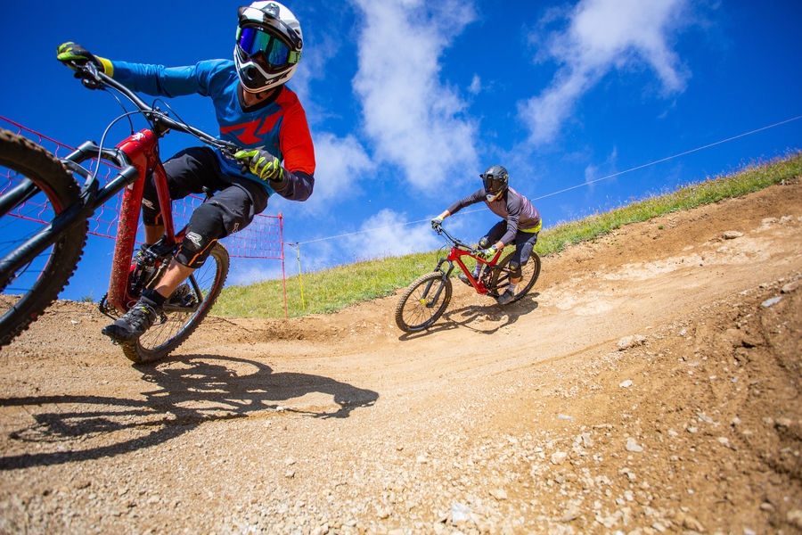 piste-vtt-dh-4km-les-saisies