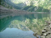 Reflets dans le Lac Lauvitel