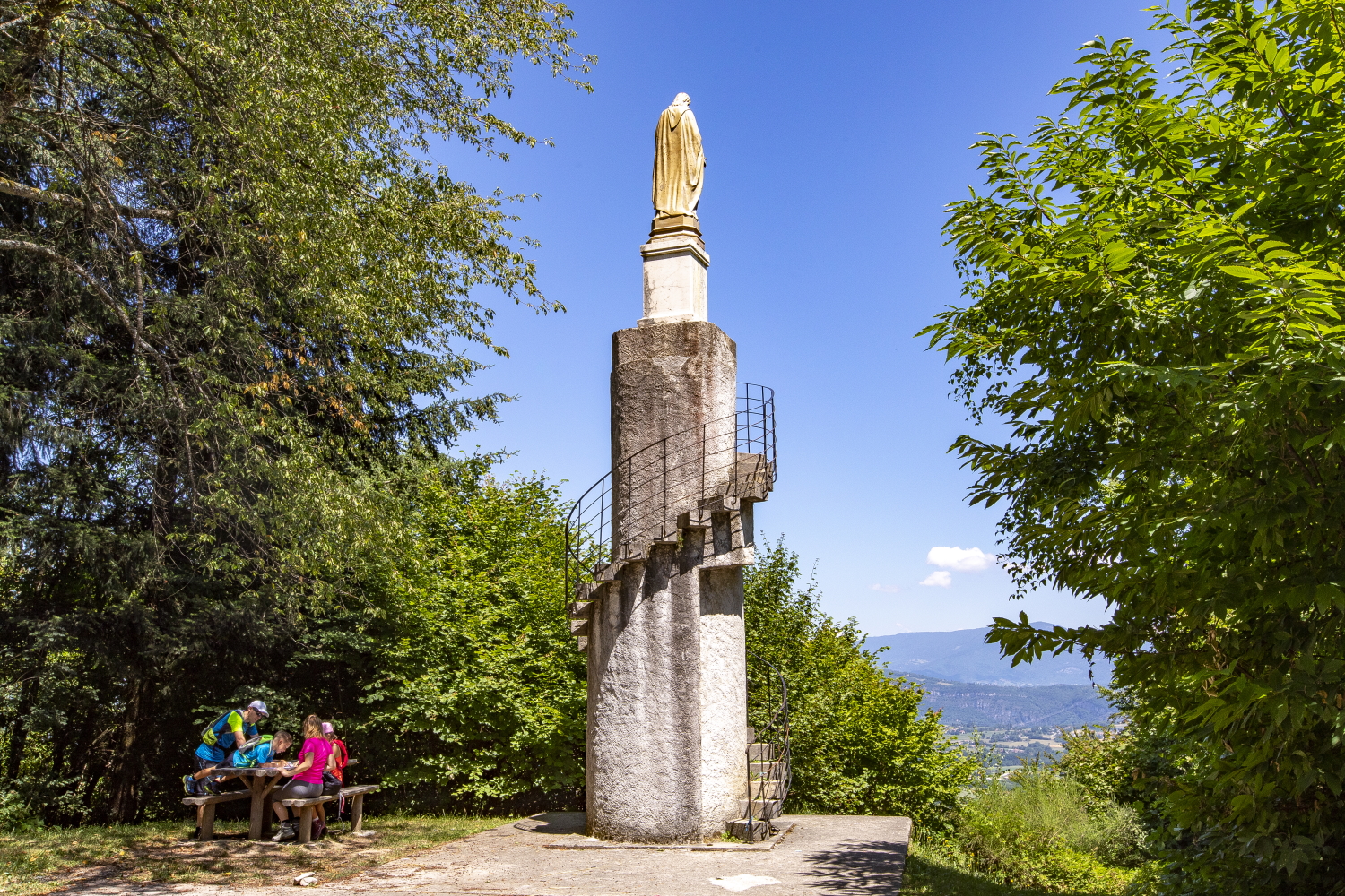 photosFeed-https://static.apidae-tourisme.com/filestore/objets-touristiques/images/32/85/41178400.jpg