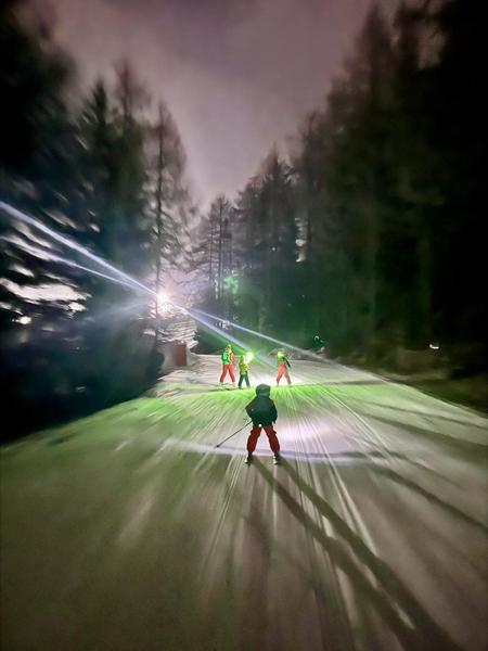 Soirée chien traineaux, repas en altitude et descente en ski_Val-Cenis