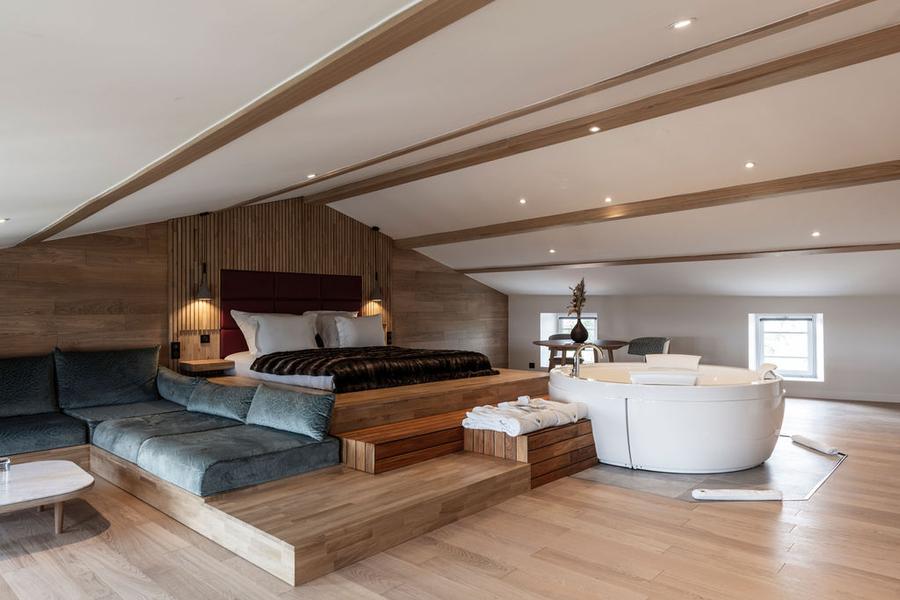 Origines par Adrien Descouls