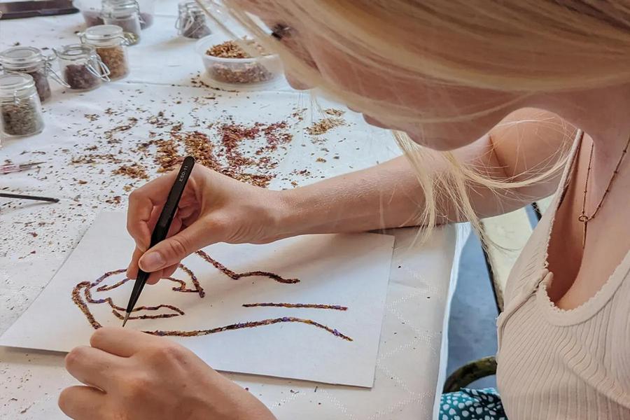 Création de son poster en fleurs séchées, recyclées 