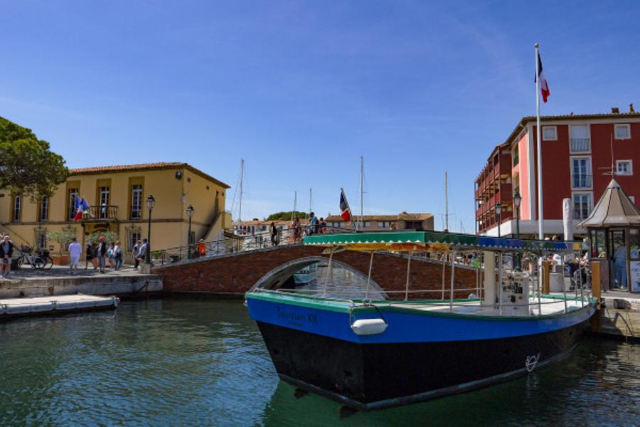 Les coches d'eau: Visit the canals of Port Grimaud