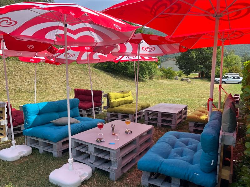 Chez Eve, snack de la piscine_Montbrun-les-Bains