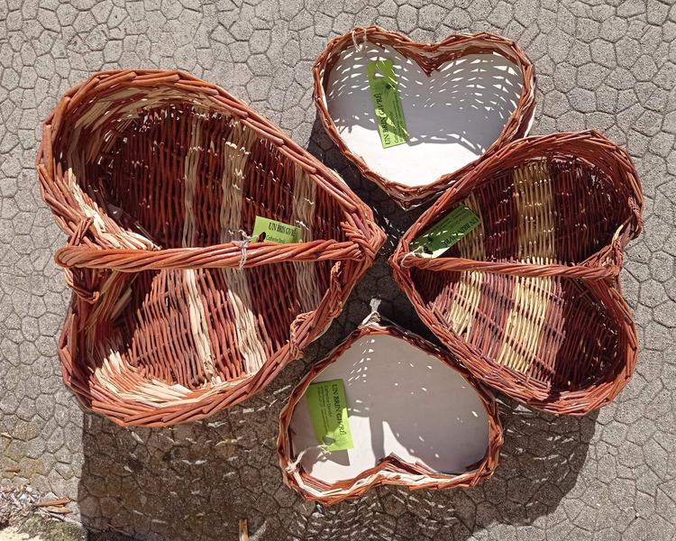 Atelier vannerie : corbeille asymétrique ou corbeille cœur_Trescléoux - © Un Brin Givré