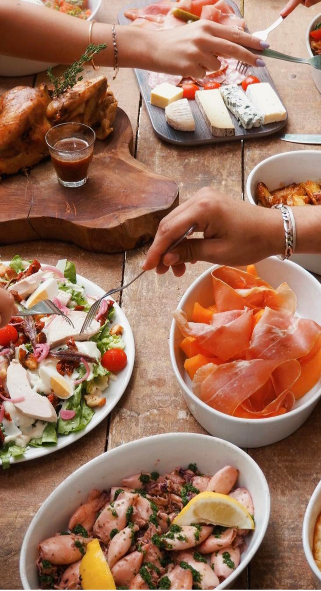 Maison Mistral, Bistrot les Pieds dans l'eau - photo 5