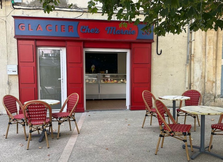 Chez Marnie