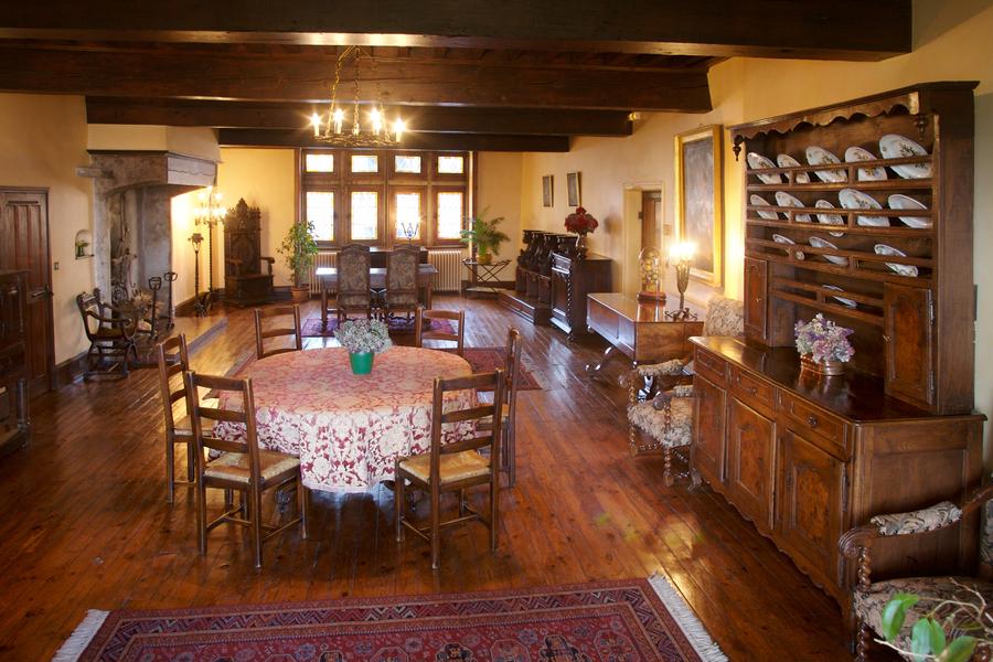 Hostellerie du Vieux Pérouges - Le Manoir