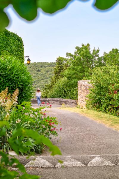 Balade découverte des plantes sauvages, arbres et arbustes du village de Puygiron_Puygiron