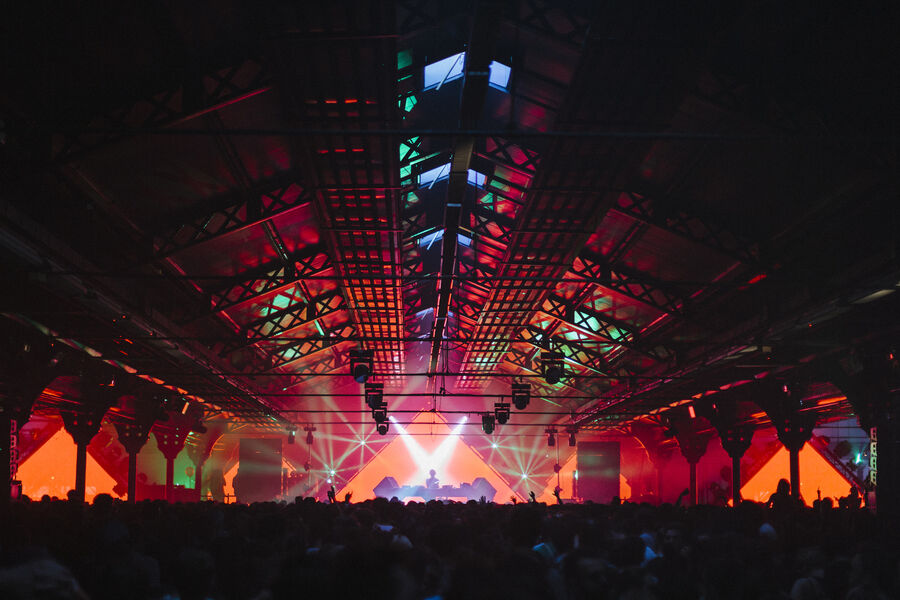 Peacock Festival dans le Hall de la Pinède 