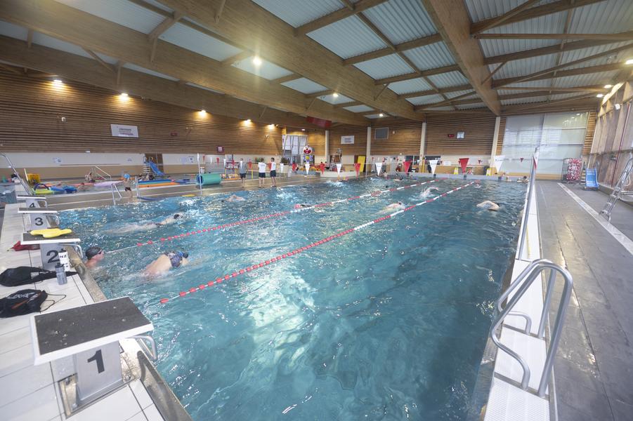 Saison estivale à la piscine Androsace