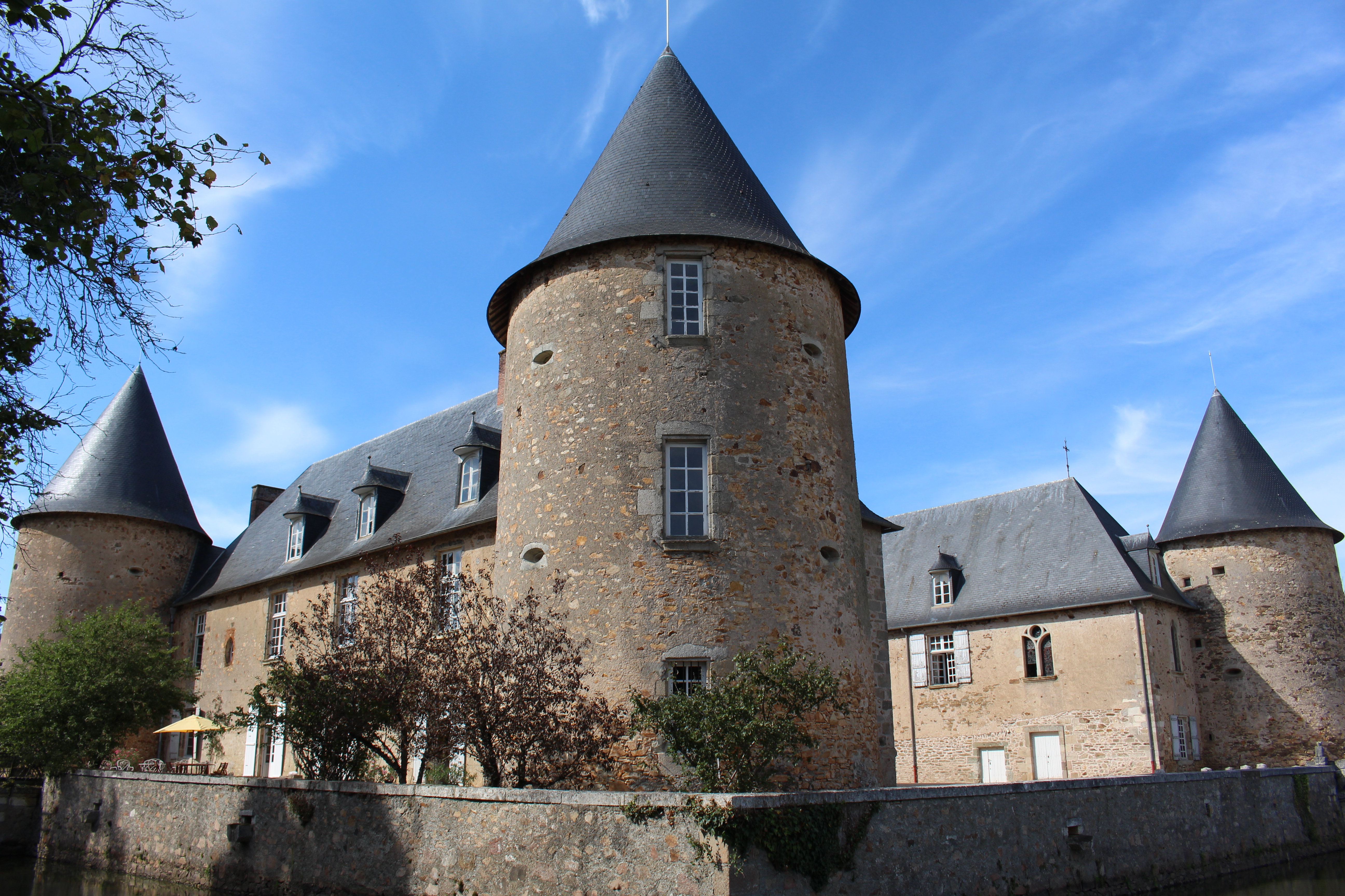 PAH- Les Monuments à la bougie, ETAGNAC, CHÂTEAU DE ROCHEBRUNE