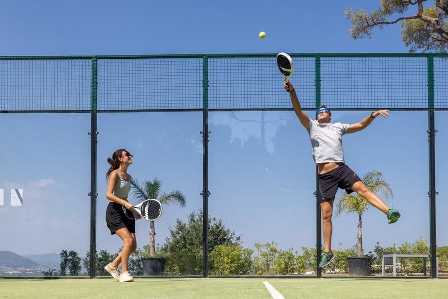 Padel tennis