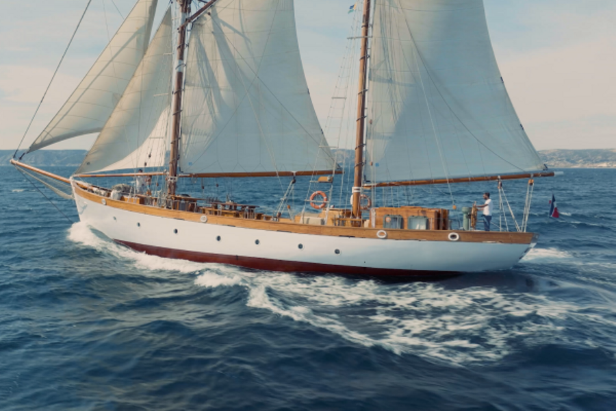 Apéro du midi : Huîtres & Vin blanc sur le Don du Vent