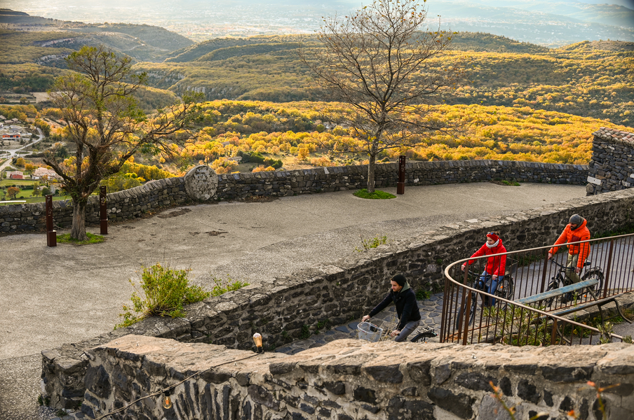 Saint Laurent sous Coiron